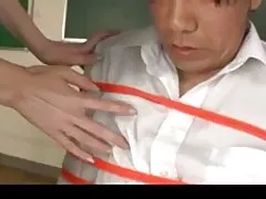 지배적인 선생님이 그녀의 노예 2