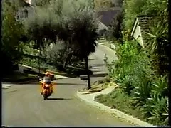 섹시 아시안게 젖은 깊은 목 수영장