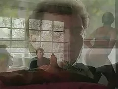 그녀가 그녀의 친구 시청 하자