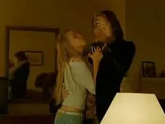 ludivine sagnier 누드 수영장 4