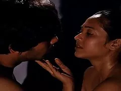 우주적 성(2015)벵골어 영화-절단되-현장-4