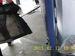 leggins metidos en el culo