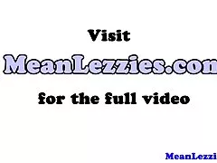 십 대 조지아 존스에 대 한 라텍스 레즈 지배