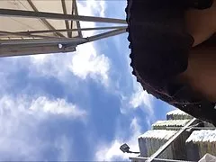 공공 장소에서 upskirt