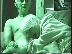 Darby 및 Dave 기쁨을 얻을 위성 이 찬 캐나다 1 박