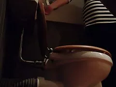 레즈비언 친 이모 화장실