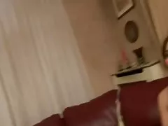 그녀는 Fucks 은 사람처럼 휴식