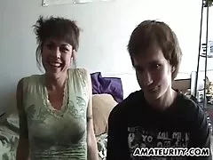 아마추어 여자 친구 Fucks 가 cumshot 에 그녀의 뜨거운 ass