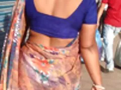 큰 엉덩이 marwadi 아줌마 산책