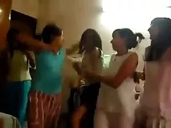 호스텔에는 소녀용