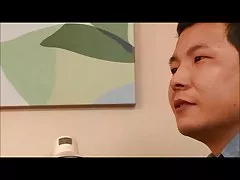 섹시한 엄마 seduces 지 않는 그녀는 아들입니다.