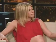 제니퍼 애니 스톤 첼시에 braless 요즘