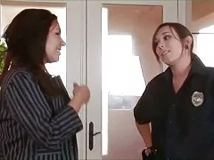 사랑-여자는 milf 유혹 귀여운 경위