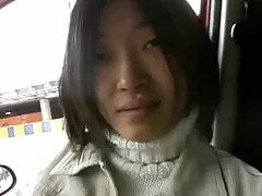 아시아 김수는 그녀의 cunt 에서 자동차 B4 자매 섹