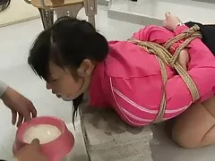 Japanese schoolgirl 수 및 망에서 교실
