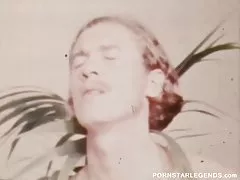 요즈 Fucks 한 창녀는 14 개의 인치를 꼬