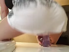 포니 테일 하이 틴 타고 큰 젤리 딜도