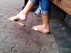 플립 플롭 매달려 51