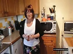 저녁 식사를 제공합 성숙한 여인 교육언어 방 wank 및 싹의 시기를 위한 현금