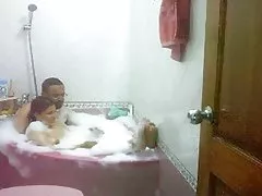 Desi,bhabhi 을 목욕 가진의 남편