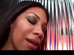 급 이국적인 아가씨