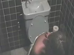 예쁜 아시아 소녀 Masturbates 에 있는 작은 소녀룸