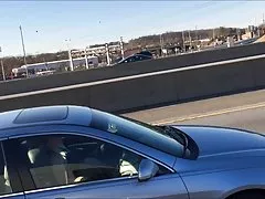 에 사로잡혀서 가사에서도 자동차