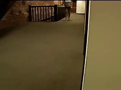 육즙이 titted Sara 습니다.