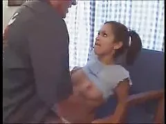 데이지와 그녀의 stepfather