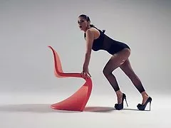 터보-민속 박동 미끄러져 세르비아 터보-milf