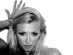 Andrea Balan 뮤직비디오 x-평점