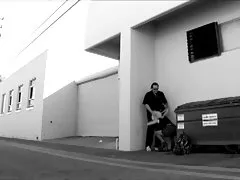 토끼는 게임에만 관심이 scene