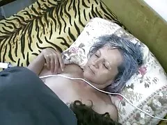 (비디오 1) 할머니의 음모를 핥 아