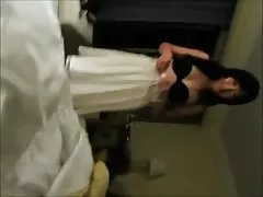 젊은 한국의 자매 러시아 하이틴