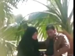 인도 무슬림 여자 하는 유부녀에 그녀의 남자친구에서 공원