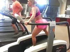 끔찍한 자식 entrenando