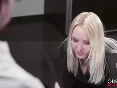 사무실에 공기에서 성적 긴장