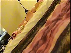 이 망가져 가는 그녀의 음부 공 깊은 멕시코니다.