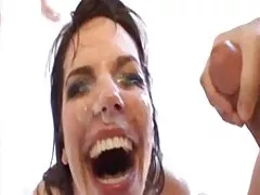 얼굴의 우등:Bobbi 스타