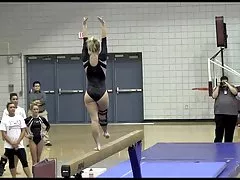 금발 하이 틴 pawg 체조