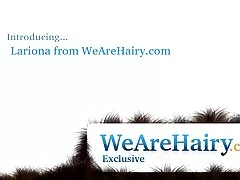 털이 금발 lariona 즐기는 달콤한 관능적인 치료