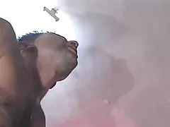 Horny 이탈리아까지나 엄마 주머니에 있고 싶어 그것은 뒤에서 열심히