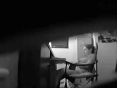 나의 귀여운 반전 엄마 masturbating 그녀 데스크 등이 마련되어 있습니다. 숨겨진 카메라