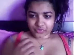 인도년 활약이 가진 그녀의 큰 가슴에 webcam