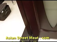 복종하는 항문 moaner buggered 에서 화장실