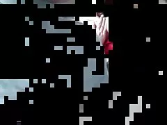 하이난 자동차로 여행하고 충격 여성 위치.....