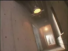 아시아 감옥에 스트립