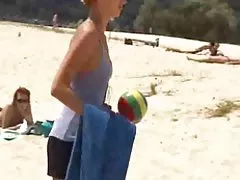 금발 누드 비치