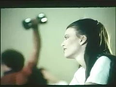 달콤한 젊은 니 마사지...