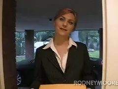 털이 음부 Molly 조랑말을 Rodney 무어